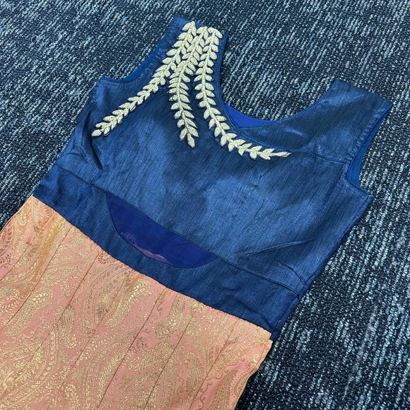 Navy blue and peach anarkali - Picture 2 of 8